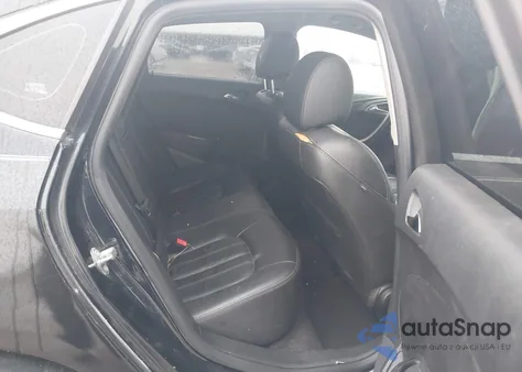 2015 Buick Verano Leather Group z USA, uszkodzony, nr VIN 1G4PS5SK6F4191103